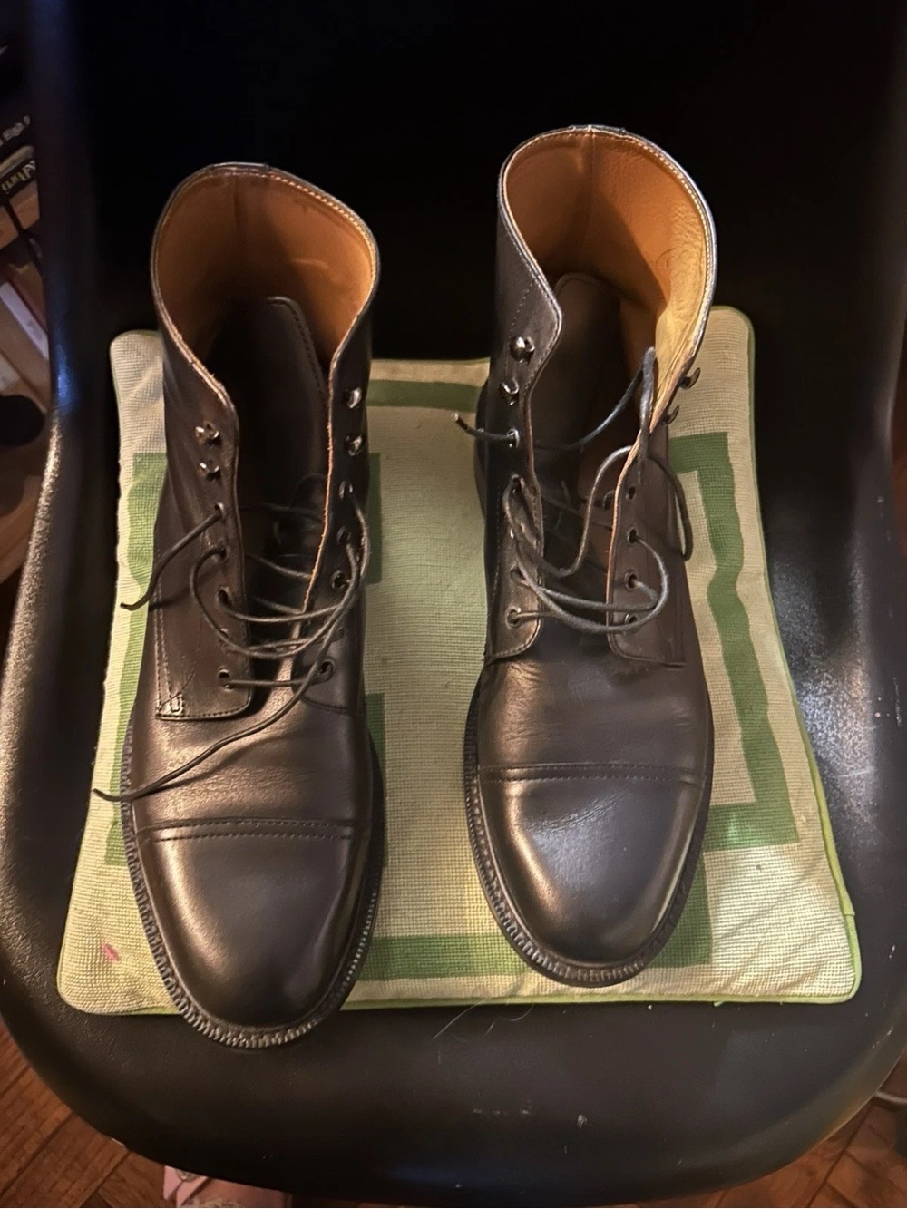 Velasca Men's Black Leather Lace-Up Cap-Toe Boots Sz 10